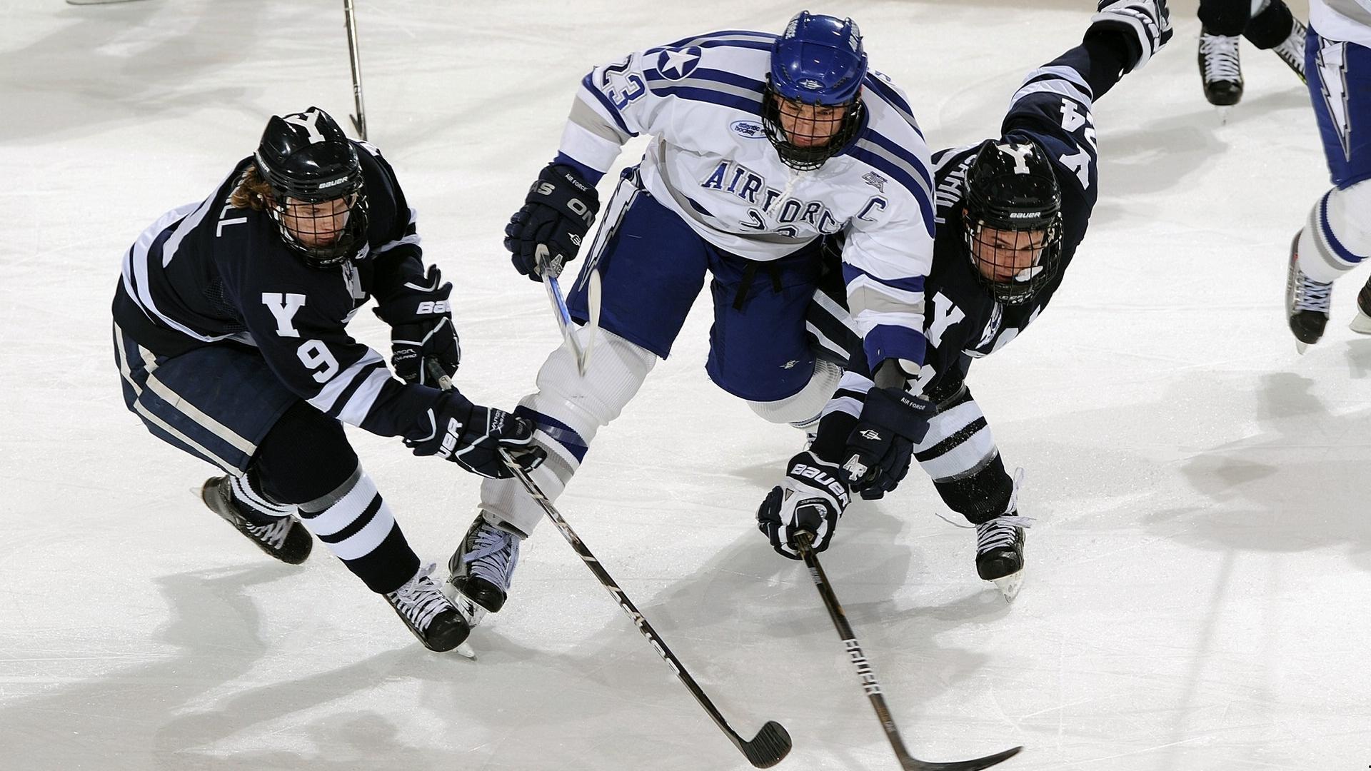 德甲焦点战,伊藤洋辉插上推射惊艳,施瓦贝神勇化解必进球